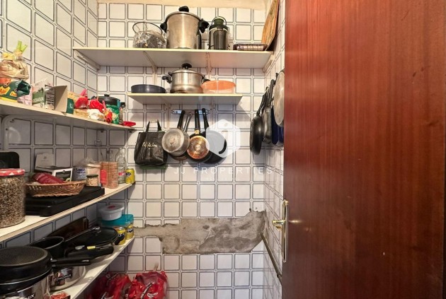 Resale - Apartment / flat -
Torrevieja - Estacion de autobuses