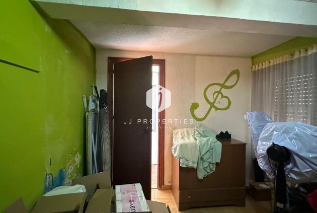 Resale - Apartment / flat -
Torrevieja - Estacion de autobuses