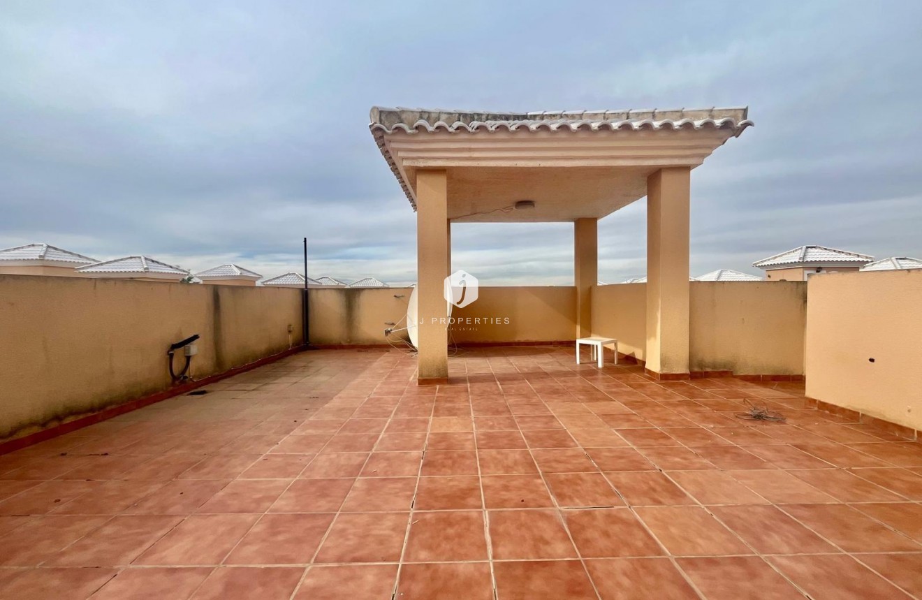 Resale - Bungalow -
San Fulgencio - La Marina