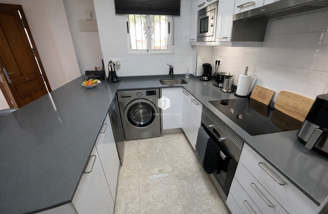 Resale - Chalet -
Orihuela Costa - Villa's San Jose IV