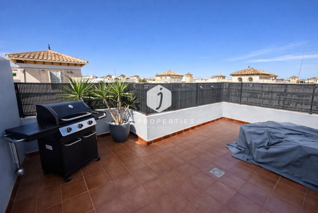 Resale - Chalet -
Orihuela Costa - Villa's San Jose IV