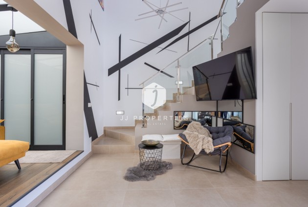 Resale - Villa -
Benijofar - Costa Blanca