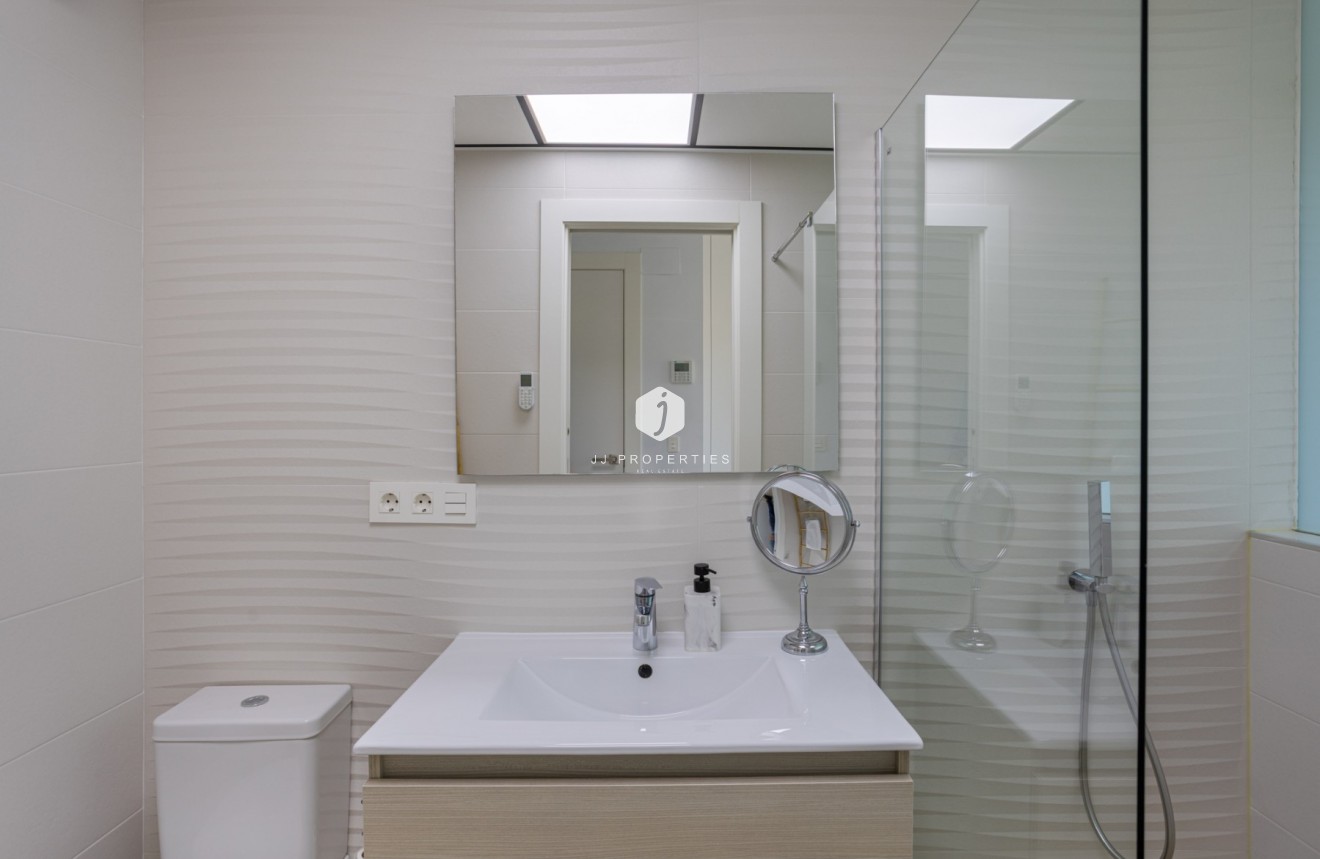 Resale - Villa -
Benijofar - Costa Blanca