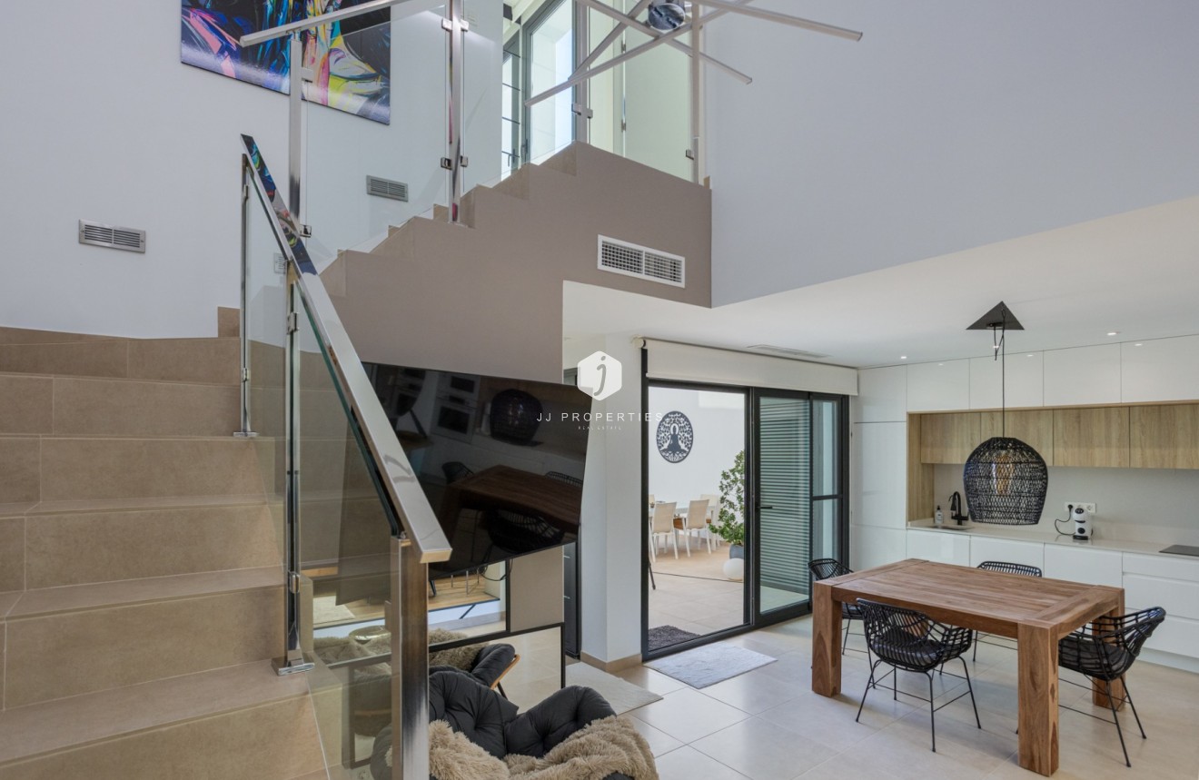 Resale - Villa -
Benijofar - Costa Blanca