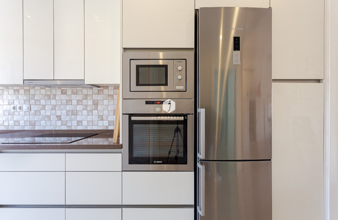 Resale - Villa -
Orihuela Costa - Costa Blanca