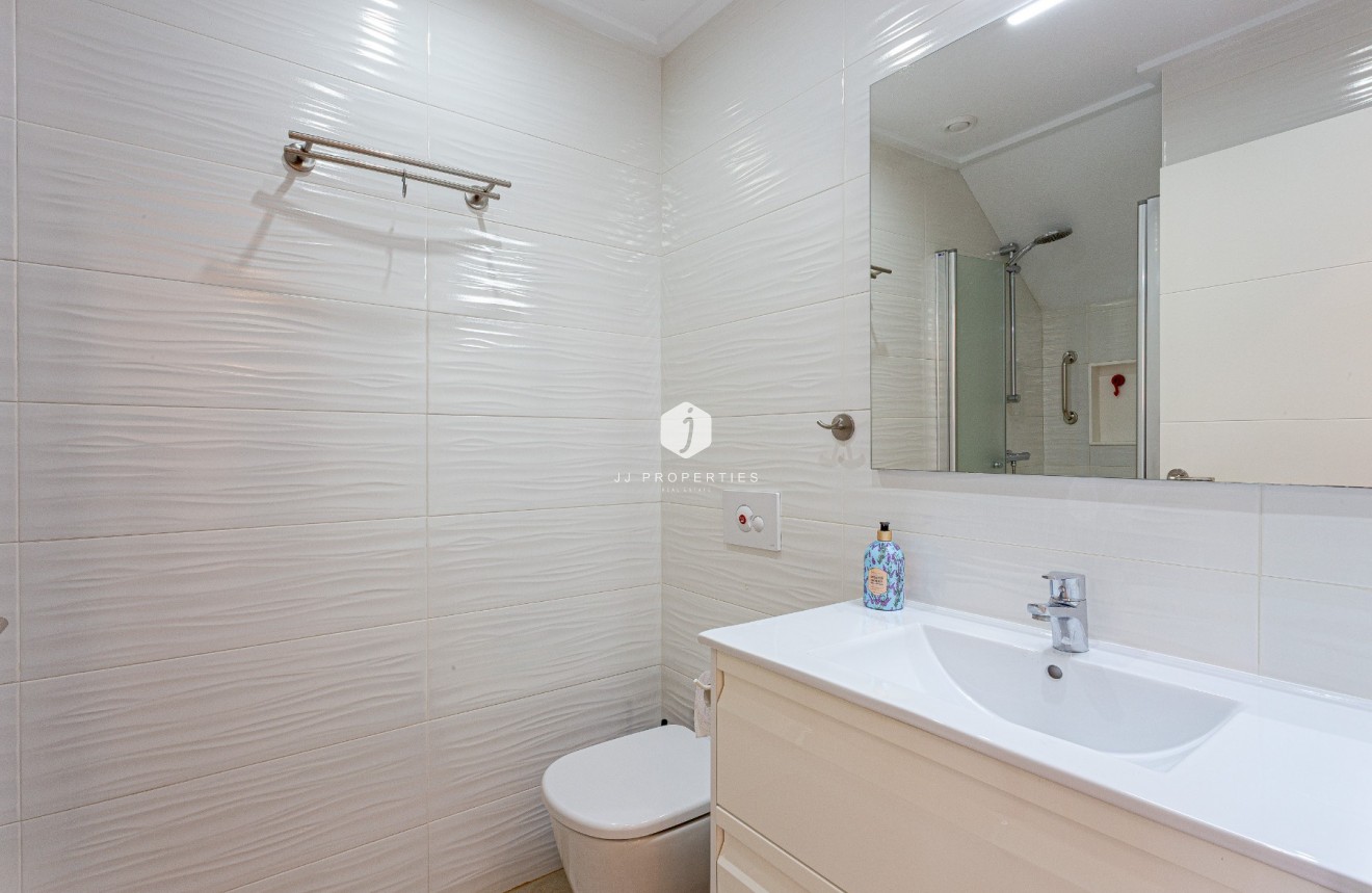 Resale - Villa -
Orihuela Costa - Costa Blanca