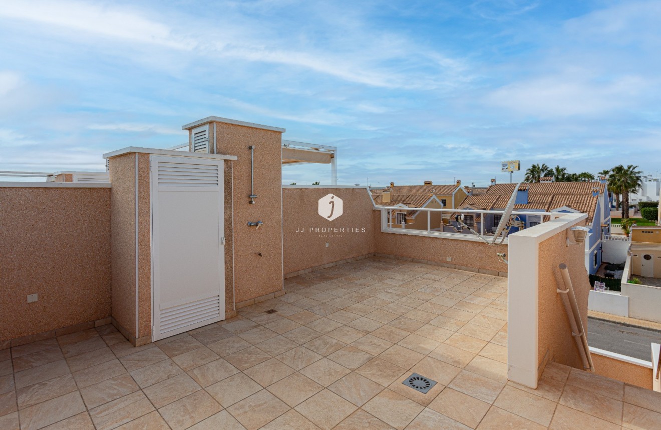 Resale - Villa -
Orihuela Costa - Costa Blanca