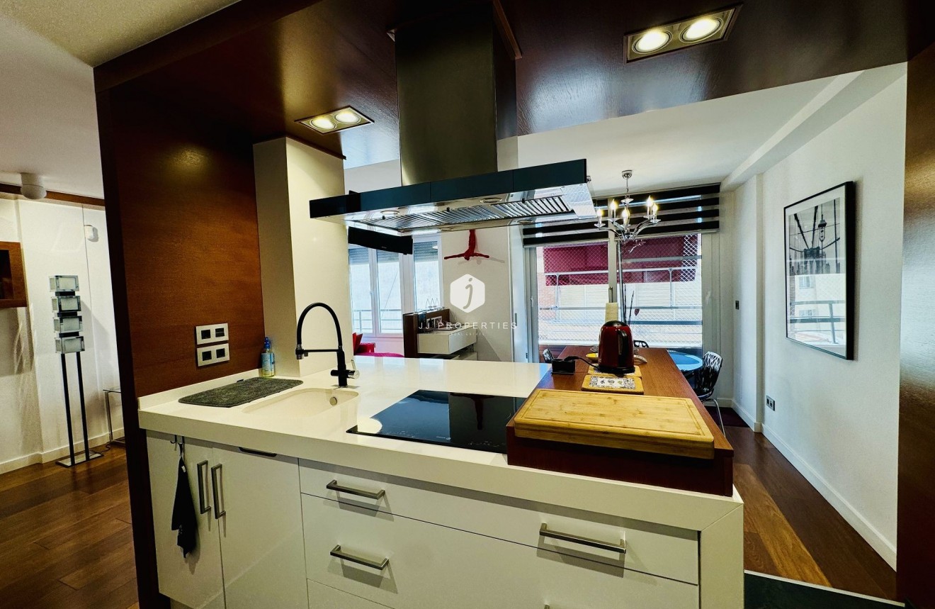 Resale - Apartment / flat -
Torrevieja - Costa Blanca