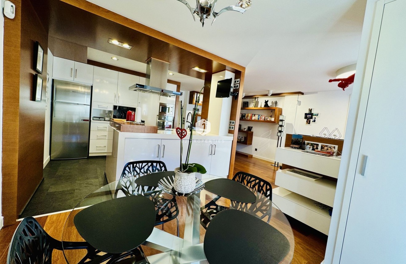 Resale - Apartment / flat -
Torrevieja - Costa Blanca