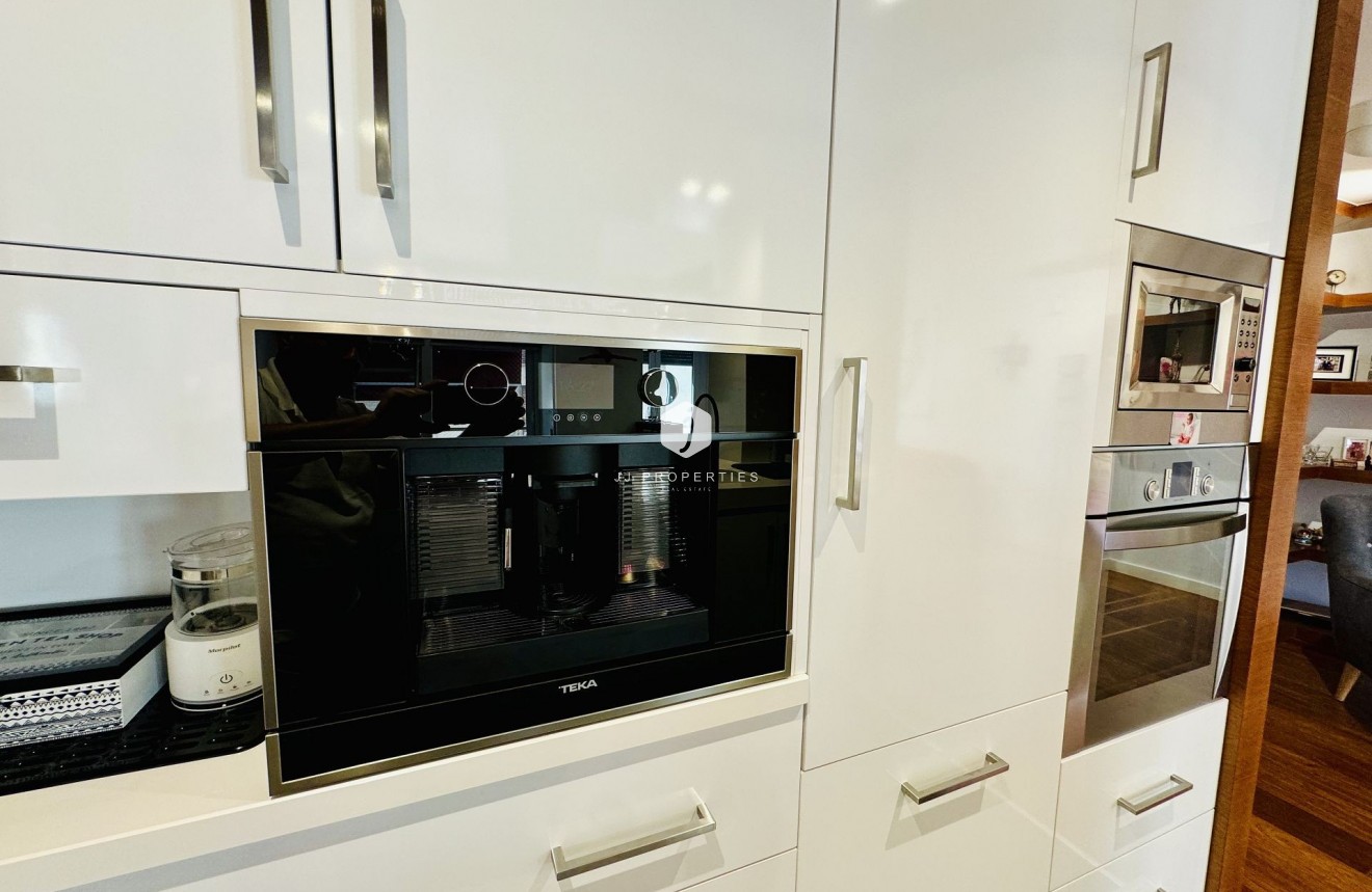 Resale - Apartment / flat -
Torrevieja - Costa Blanca