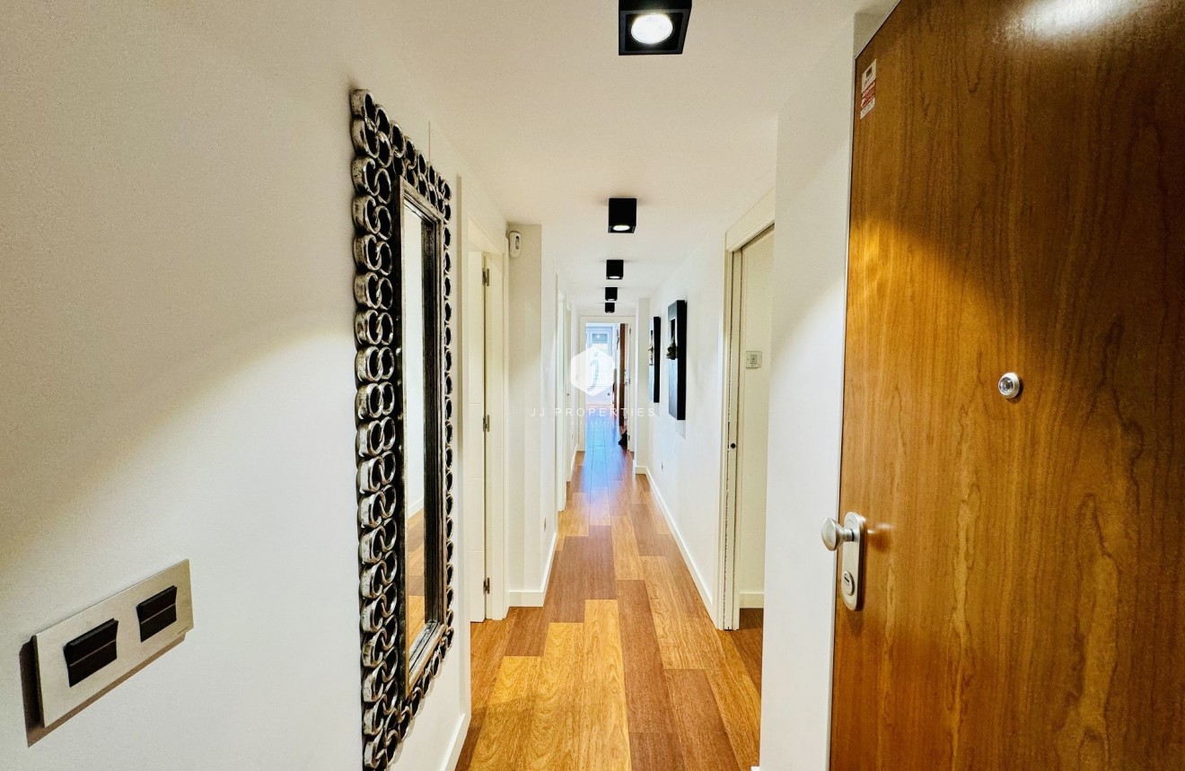 Resale - Apartment / flat -
Torrevieja - Costa Blanca