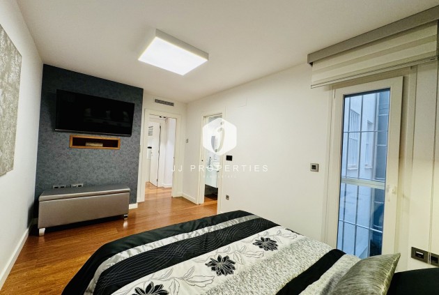 Resale - Apartment / flat -
Torrevieja - Costa Blanca