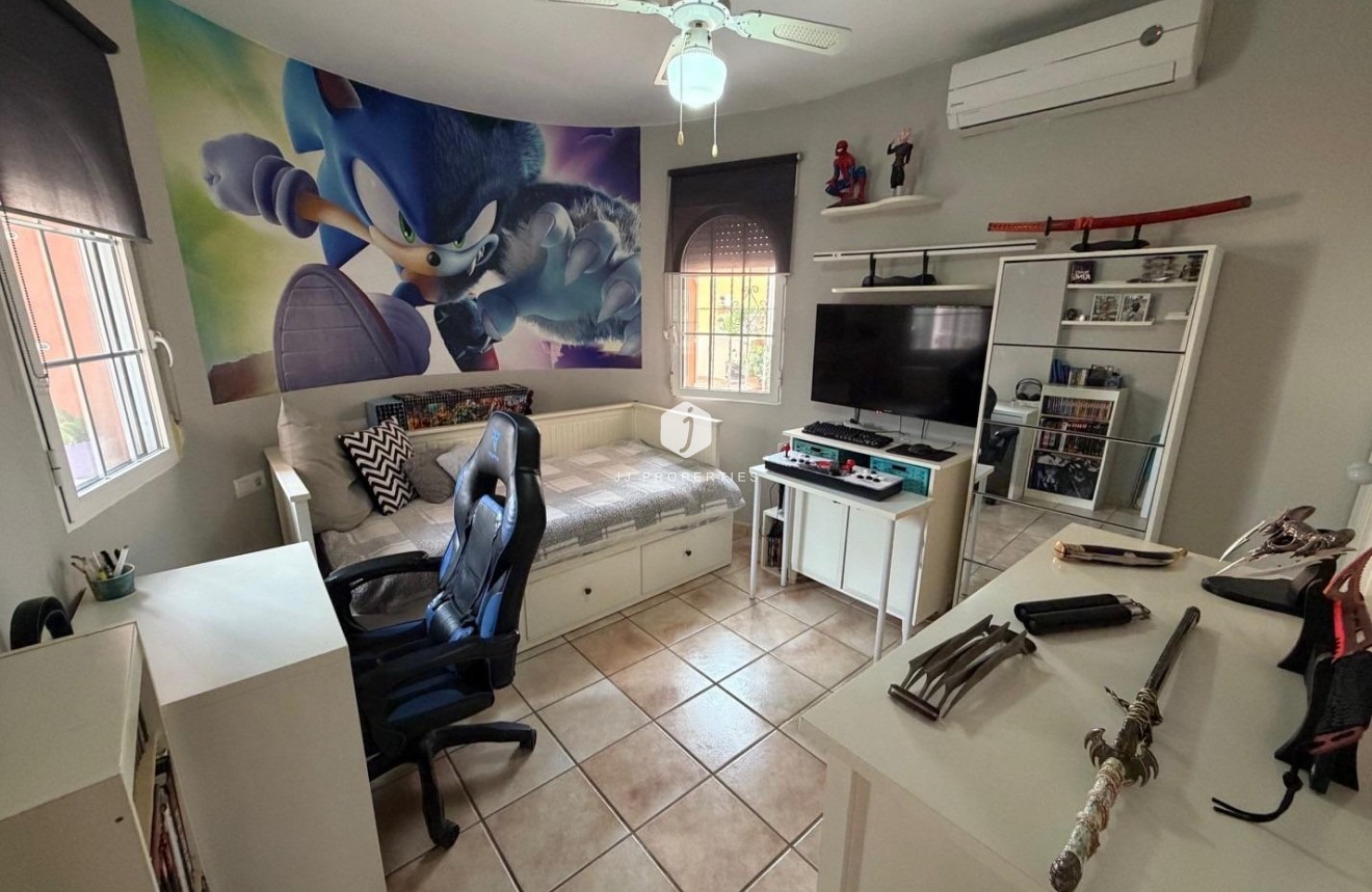 D'occasion - Villa -
Orihuela Costa - Playa Flamenca