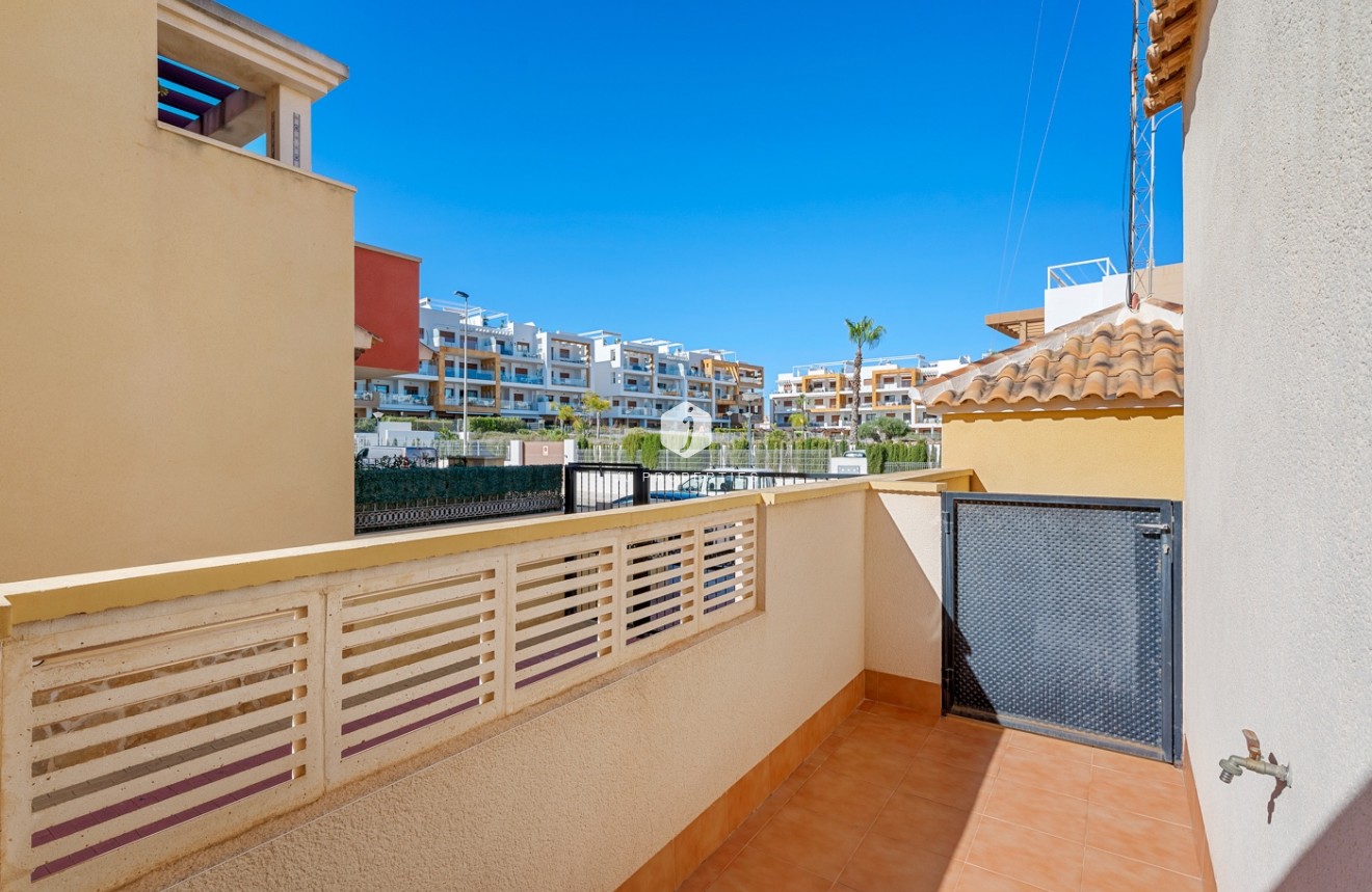 Resale - Villa -
Orihuela Costa - Costa Blanca