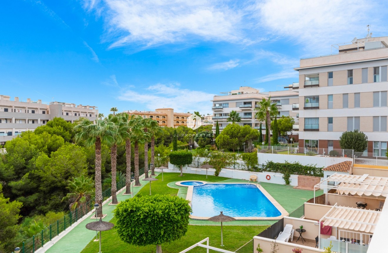 Resale - Villa -
Orihuela Costa - Costa Blanca
