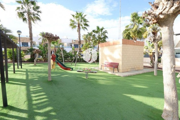 Resale - Chalet -
Orihuela Costa - Costa Blanca