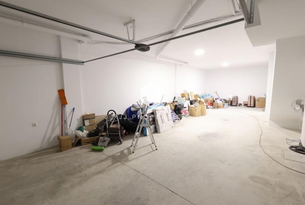 Resale - Chalet -
Orihuela Costa - Costa Blanca