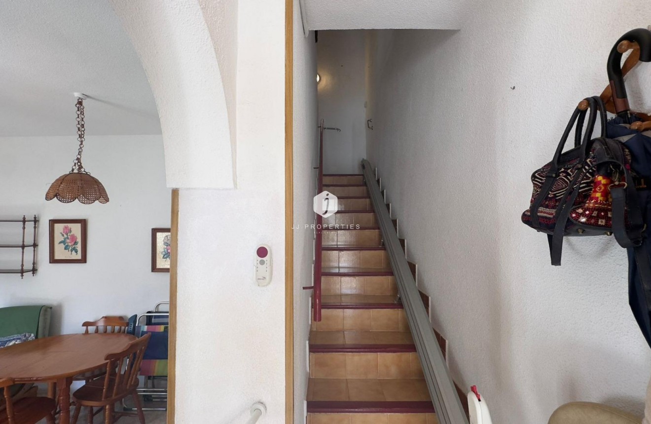 D'occasion - Chalet -
Torrevieja - Centro