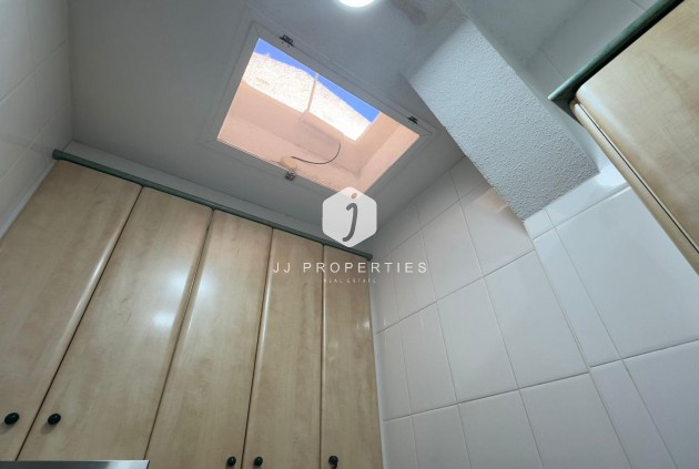 D'occasion - Chalet -
Torrevieja - Centro