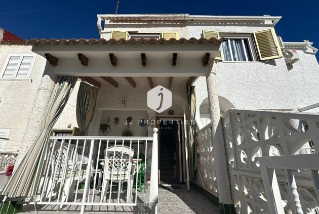 D'occasion - Chalet -
Torrevieja - Centro