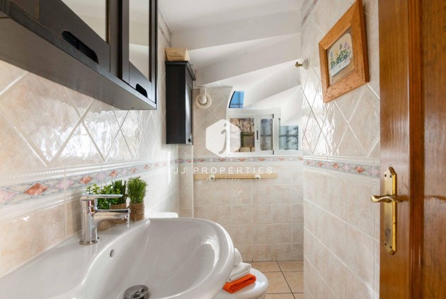 Resale - Chalet -
Orihuela Costa - Los Almendros-la Florida