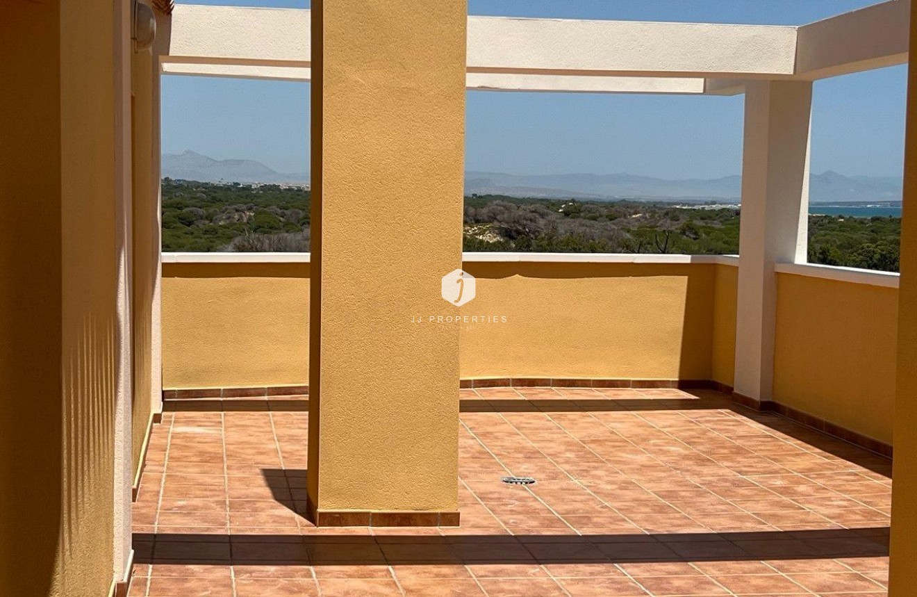 Resale - Penthouse -
Guardamar del Segura - puerto deportivo