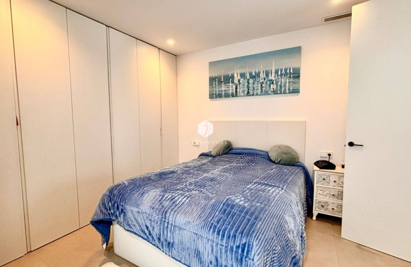 Resale - Villa -
San Miguel de Salinas - Urbanizacion Blue Lagoon