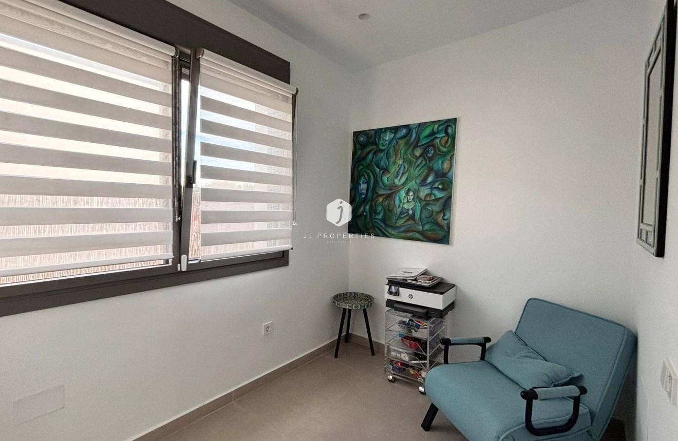 Resale - Villa -
San Miguel de Salinas - Urbanizacion Blue Lagoon