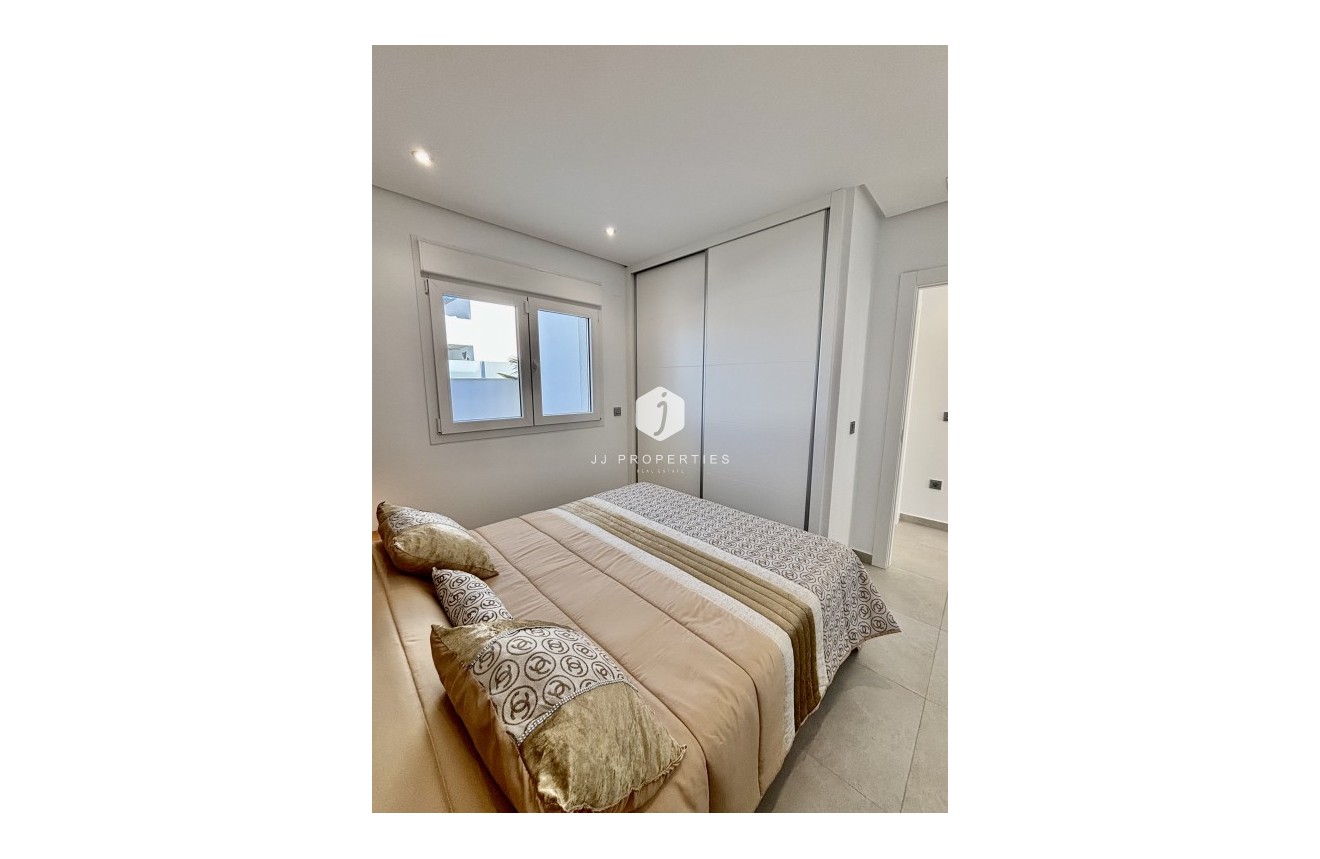 Resale - Villa -
Benijofar - Costa Blanca