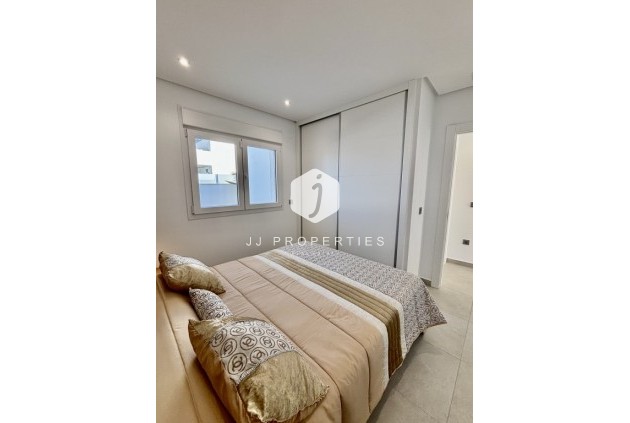 Resale - Villa -
Benijofar - Costa Blanca