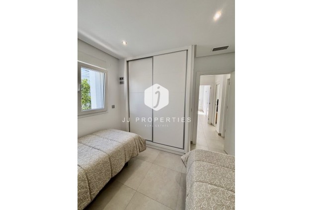 Resale - Villa -
Benijofar - Costa Blanca