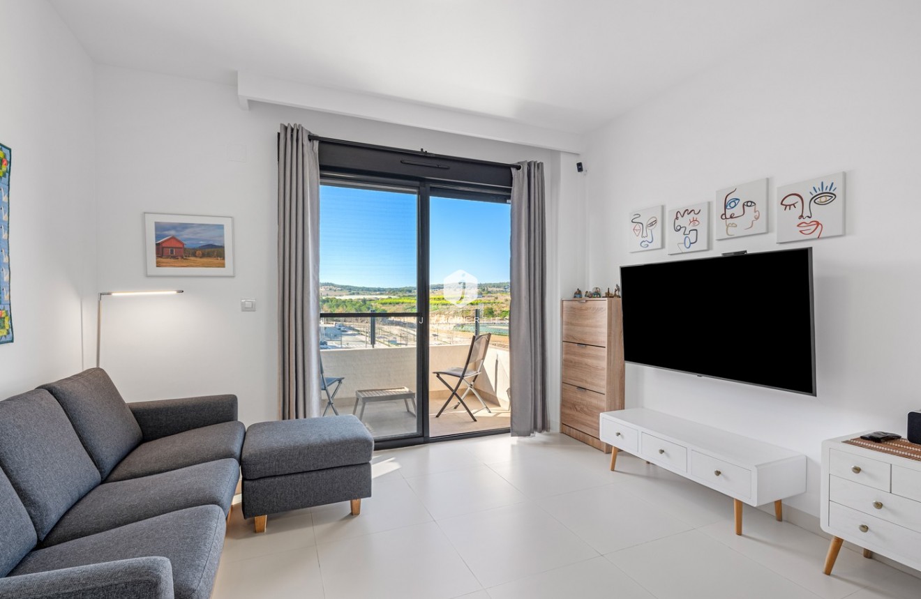 Resale - Apartment / flat -
San Miguel de Salinas - Inland