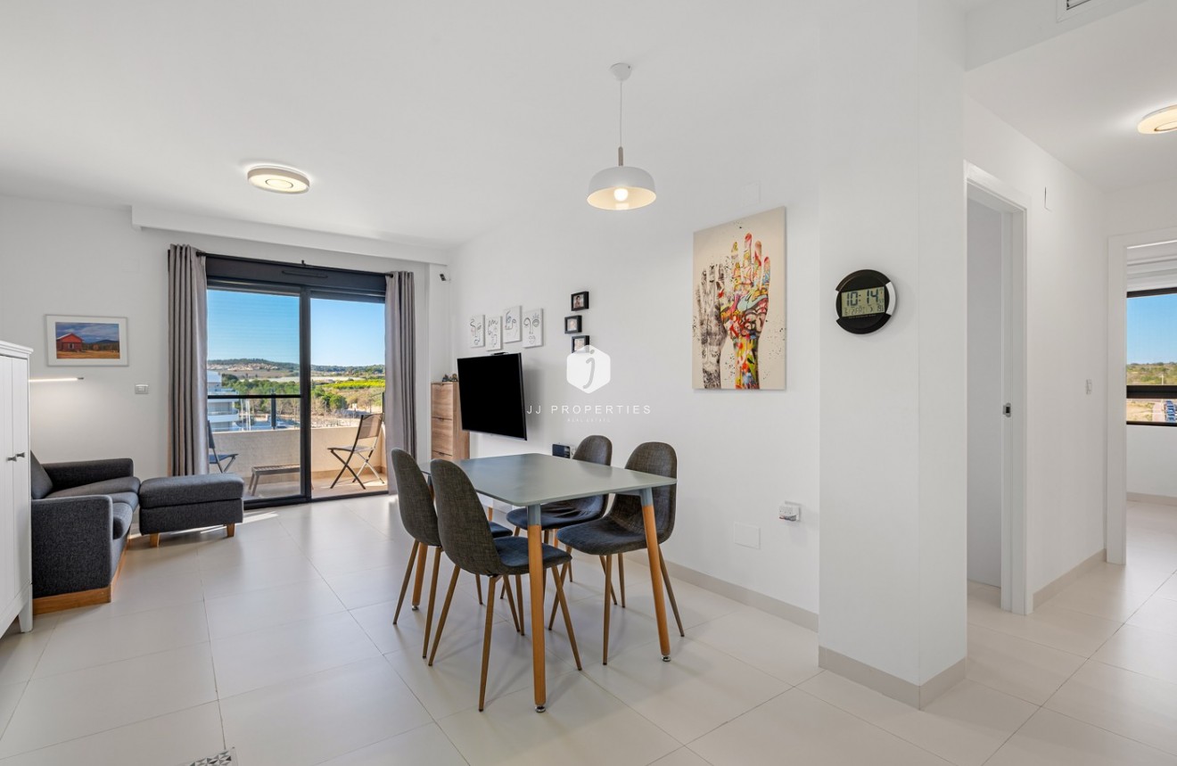 Resale - Apartment / flat -
San Miguel de Salinas - Inland