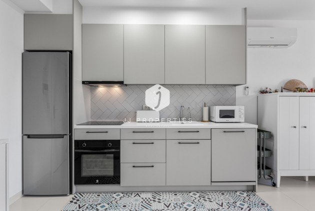 Resale - Apartment / flat -
San Miguel de Salinas - Inland