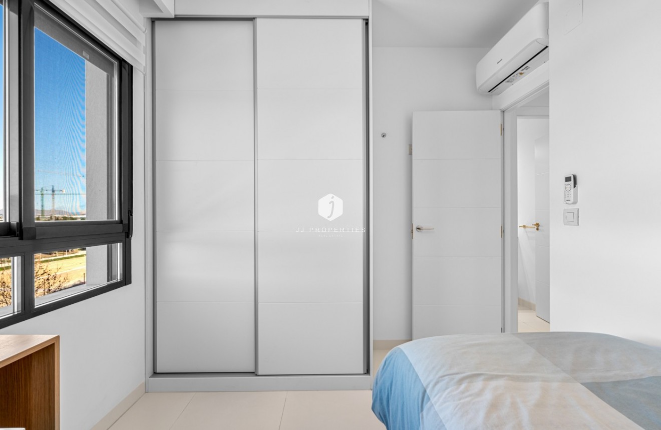 Resale - Apartment / flat -
San Miguel de Salinas - Inland