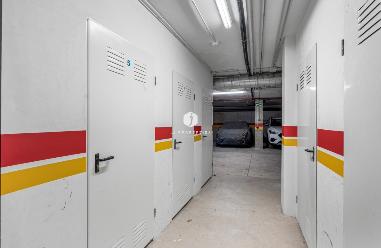 Resale - Apartment / flat -
San Miguel de Salinas - Inland