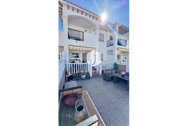 Resale - Apartment / flat -
Orihuela Costa - Costa Blanca