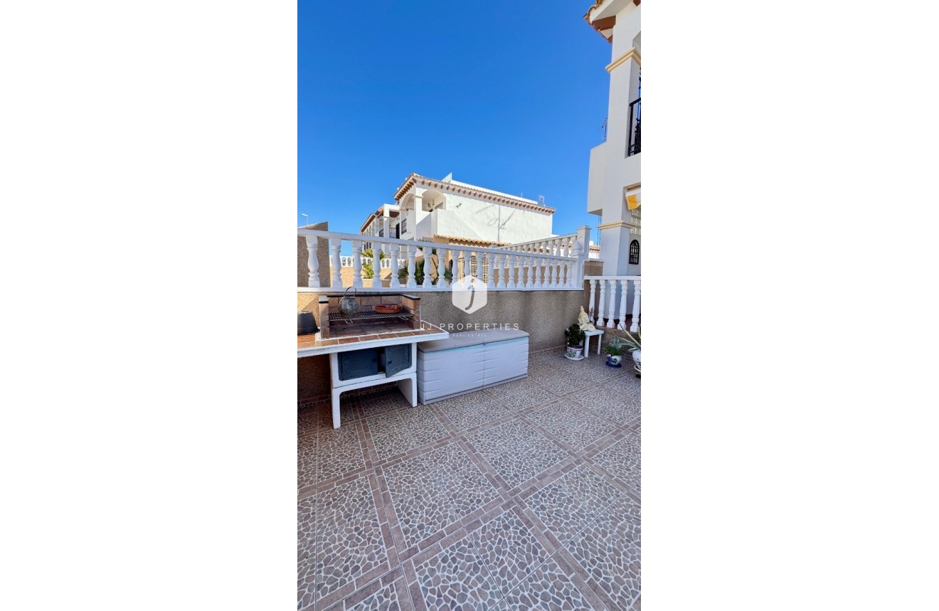 Resale - Apartment / flat -
Orihuela Costa - Costa Blanca