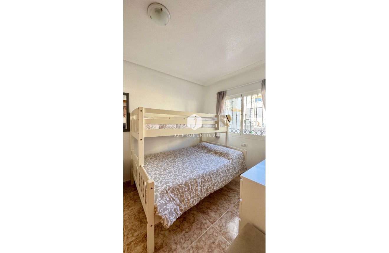 Resale - Apartment / flat -
Orihuela Costa - Costa Blanca