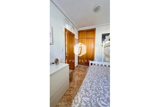 Resale - Apartment / flat -
Orihuela Costa - Costa Blanca