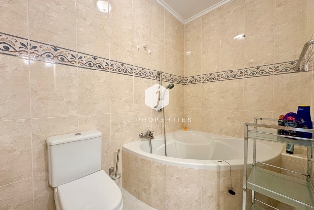 Resale - Chalet -
Rojales - Inland