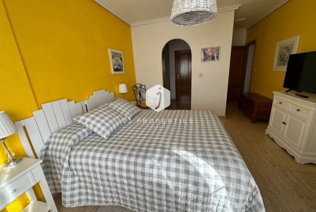 Resale - Chalet -
Bigastro - Inland