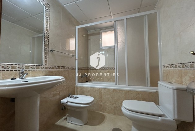 D'occasion - Appartement -
Alicante - Inland