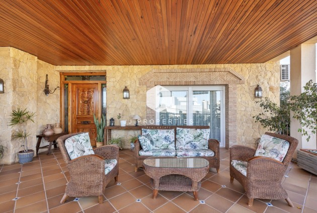 Resale - Villa -
Torrevieja - Costa Blanca