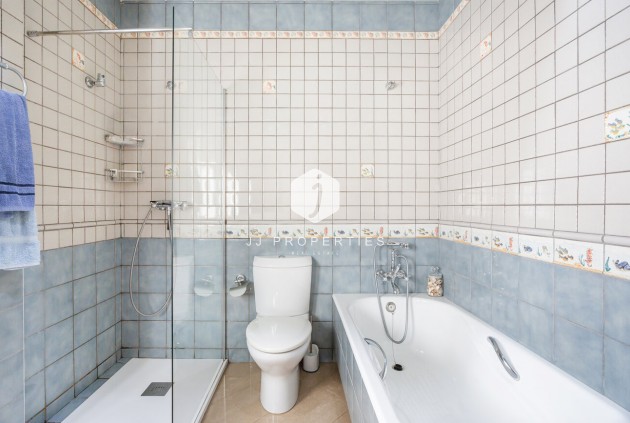 Resale - Villa -
Torrevieja - Costa Blanca