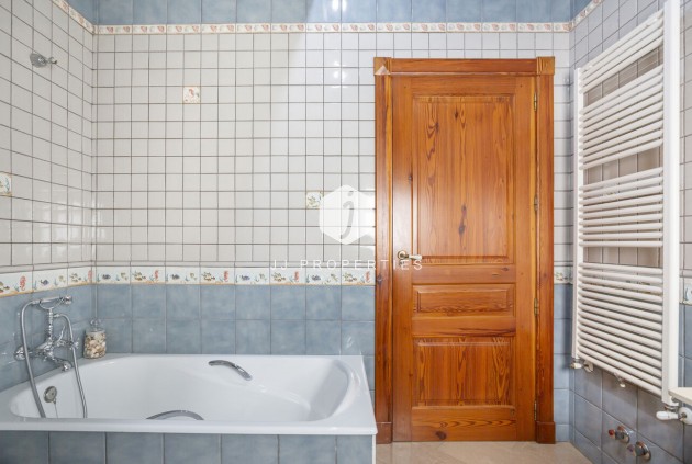 Resale - Villa -
Torrevieja - Costa Blanca