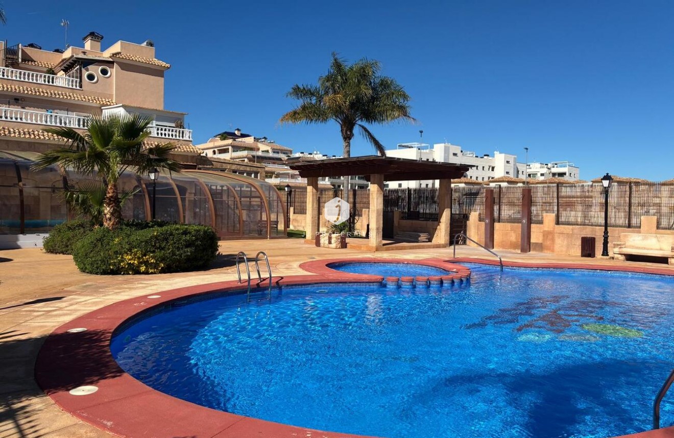 Resale - Apartment / flat -
Orihuela Costa - Costa Blanca