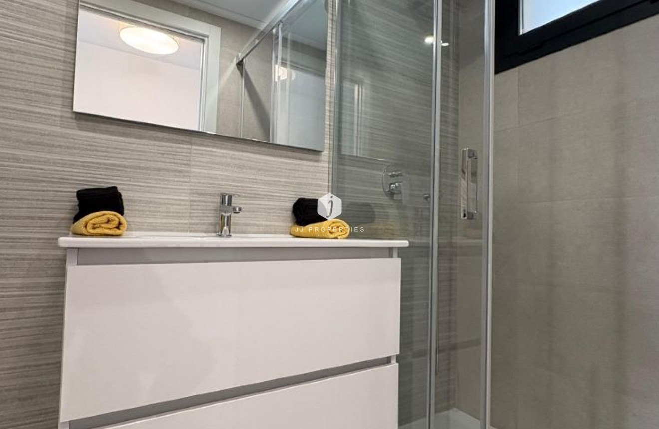 Resale - Apartment / flat -
Orihuela Costa - Costa Blanca