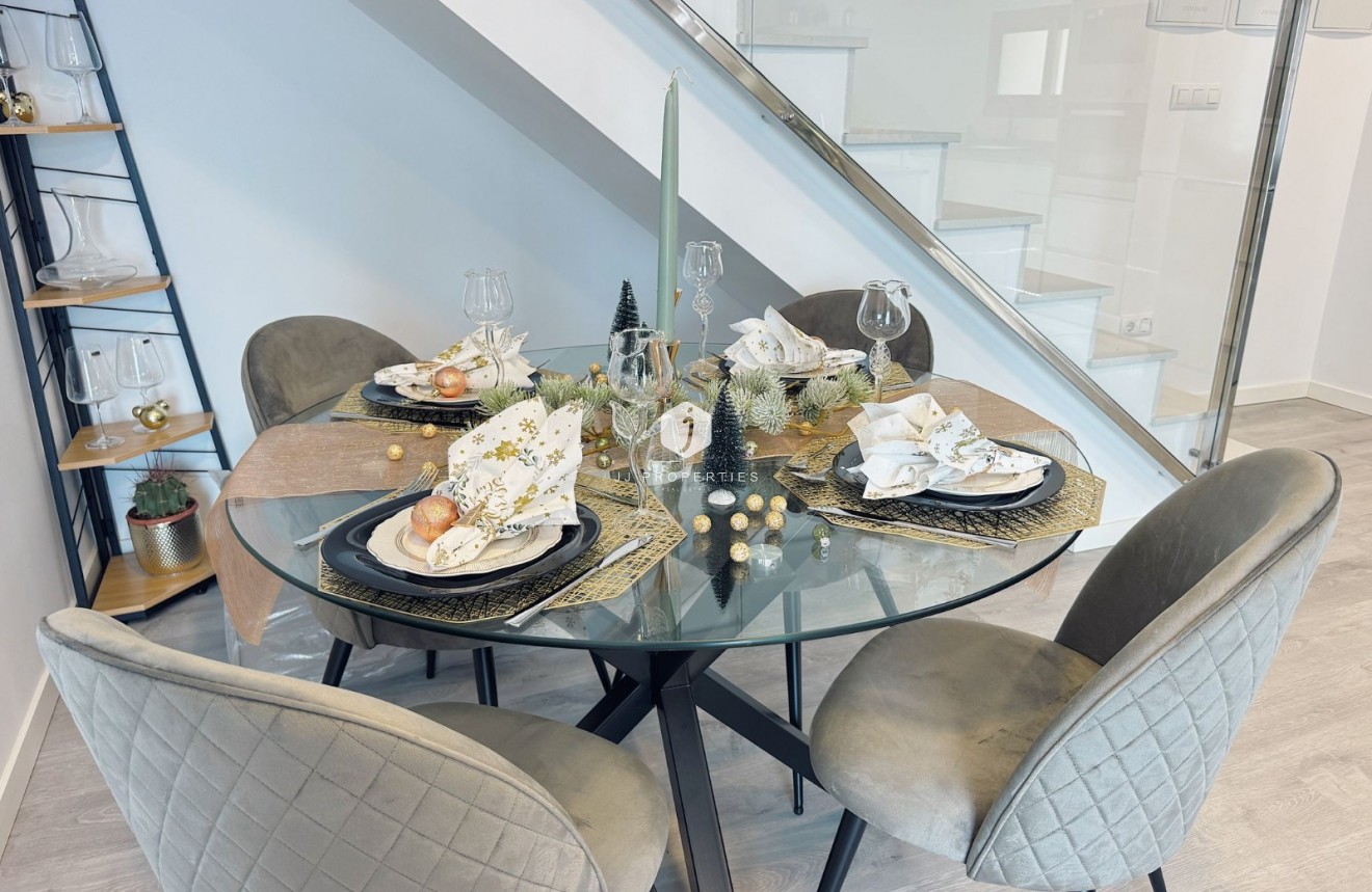 Resale - Penthouse -
Orihuela Costa - Costa Blanca