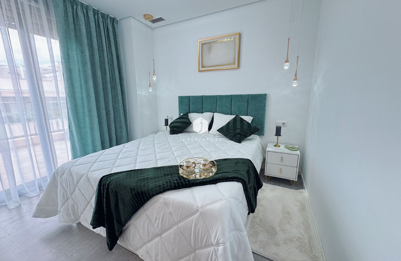 Resale - Penthouse -
Orihuela Costa - Costa Blanca